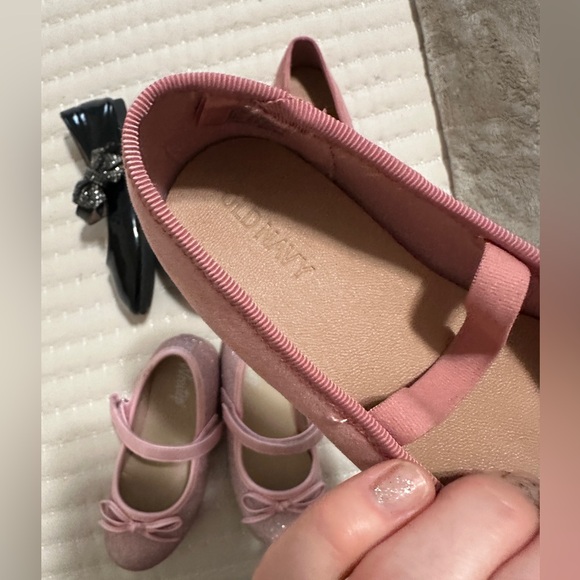 Kids/Toddler Ballet Flats Bundle - Black, Pink, and Glitter Pink size 9 - Picture 7 of 9